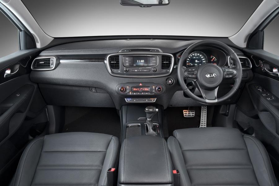  Kia Sorento SX 2015 года  (ZA) (фото 17 из 30)